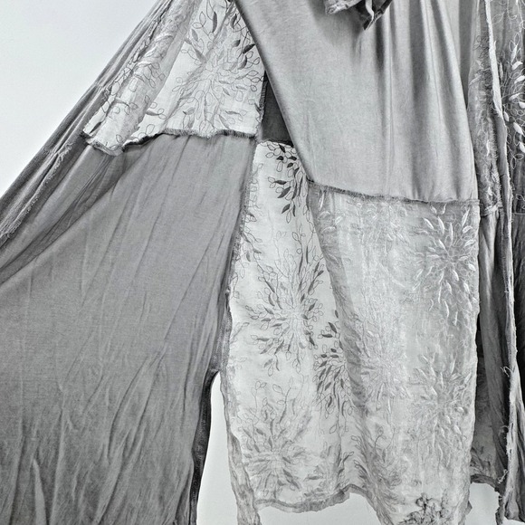 Women's Gray Lace Cardigan Size M Sheer Romantic Boho Goth Fairycore Cottagecore - Picture 2 of 8